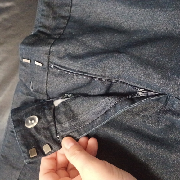 Attention black shorts size 18 - Picture 2 of 6